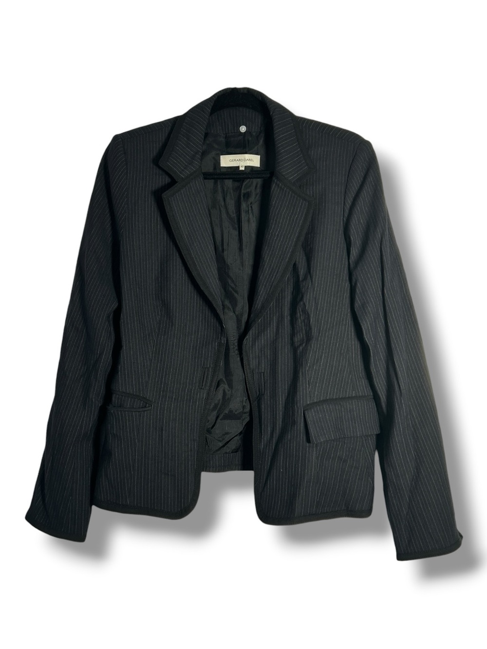 Gerard Darel Gray Classic Wool Blend Pinstripe Blazer Size 42, Large - “Unathi”